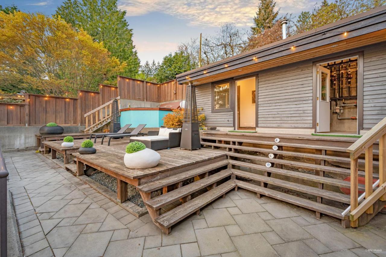 Cypress: Private Bedroom/Bathroom/Office, With Shared Pool, Hot Tub North Vancouver Eksteriør bilde