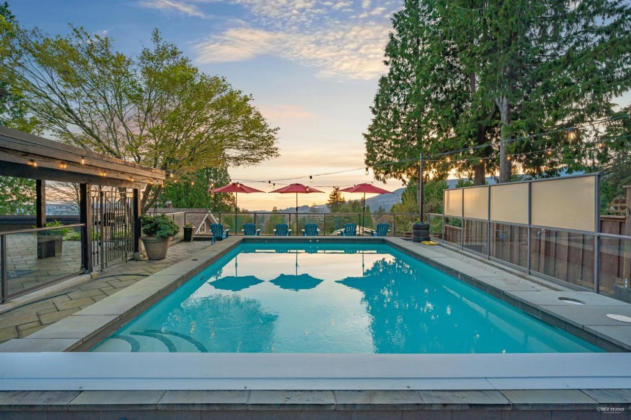 Cypress: Private Bedroom/Bathroom/Office, With Shared Pool, Hot Tub North Vancouver Eksteriør bilde