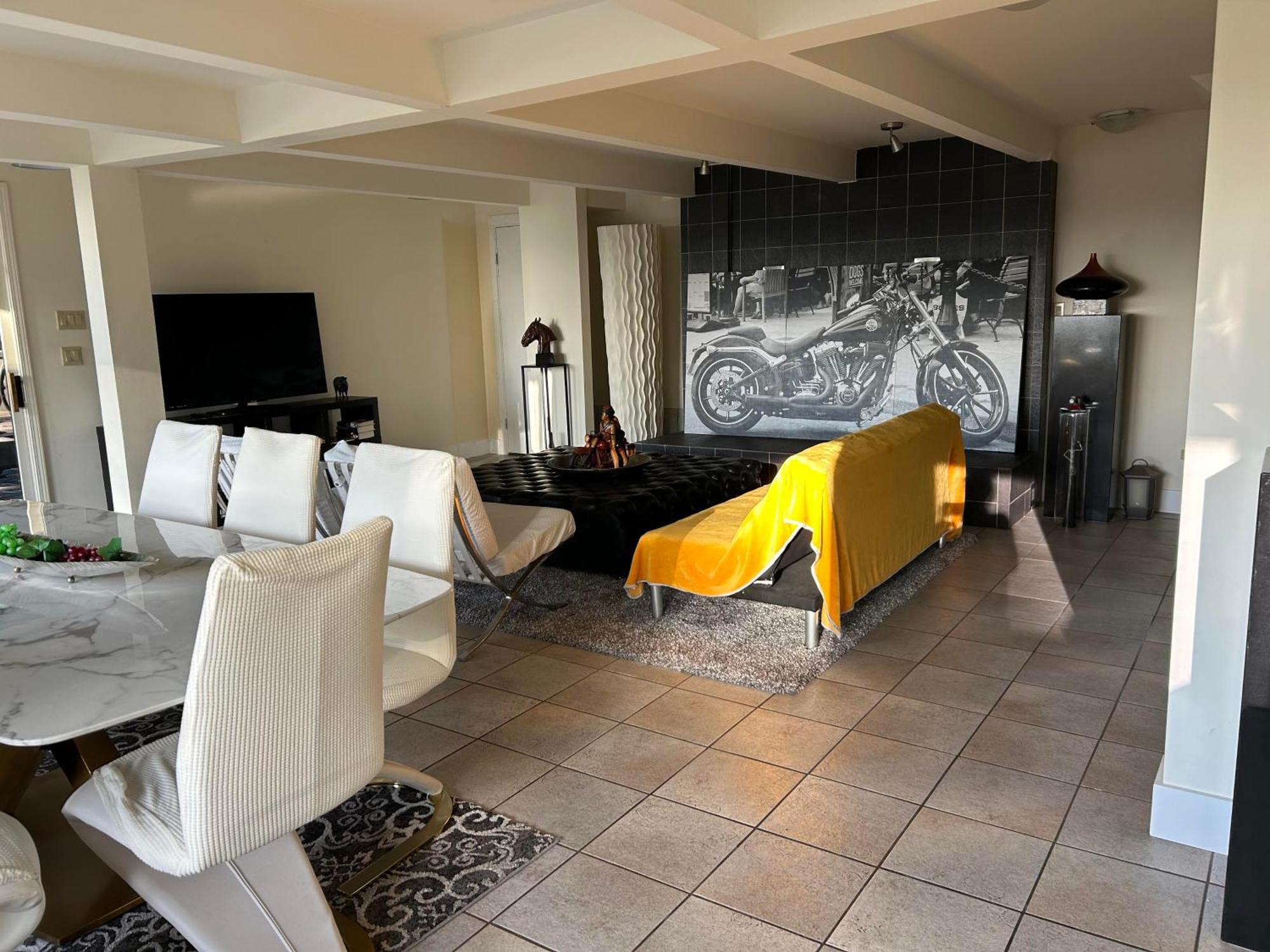 Cypress: Private Bedroom/Bathroom/Office, With Shared Pool, Hot Tub North Vancouver Eksteriør bilde